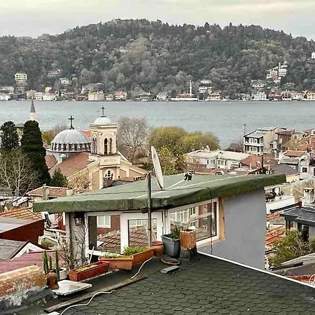 House In Besiktas, Arnavutkoy With Bosphorus View Istanbul
