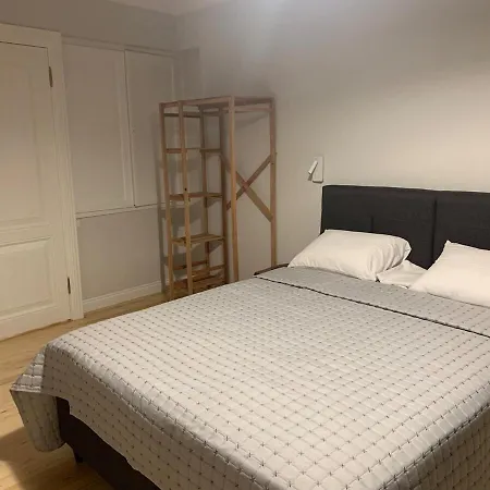 House In Besiktas, Arnavutkoy With Bosphorus View איסטמבול